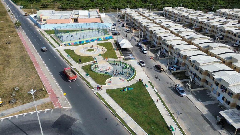 Urbanização integrada ao conjunto habitacional